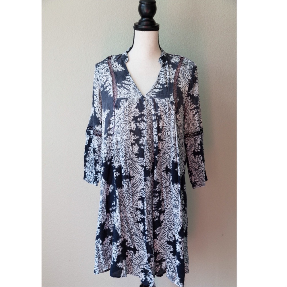 Oddy Dress boho bohemian blue paisley white